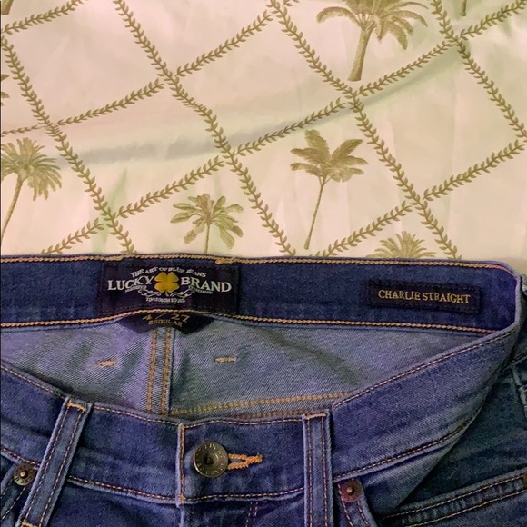 Lucky brand jeans Charlie straight size 4/27 - Picture 4 of 7